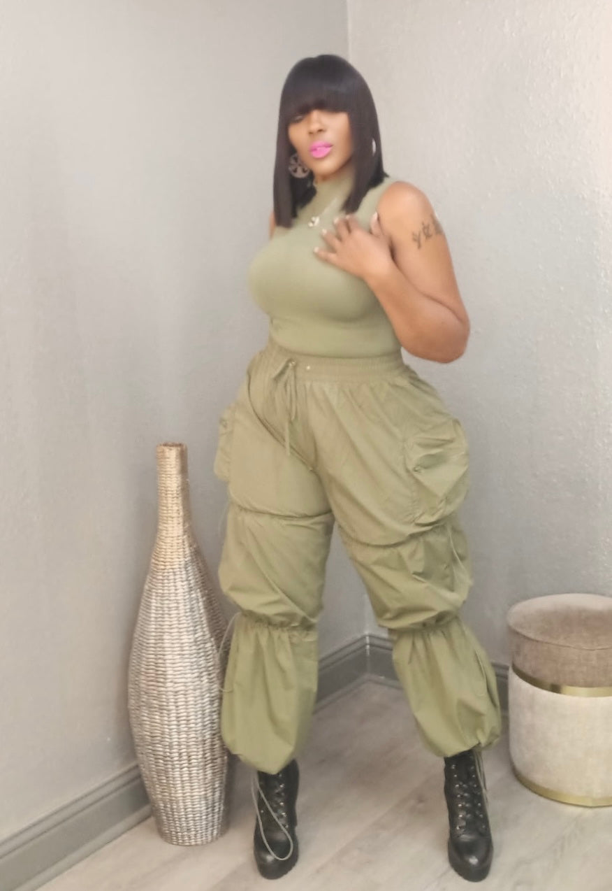 Prissy Parachute in Olive