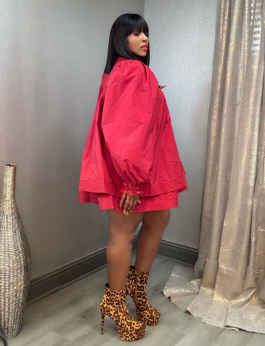 Rich Auntie in Red