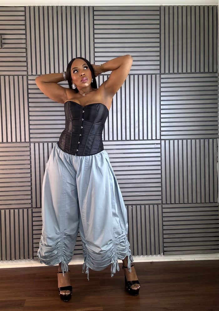 The Snatched Waist Corset in Black