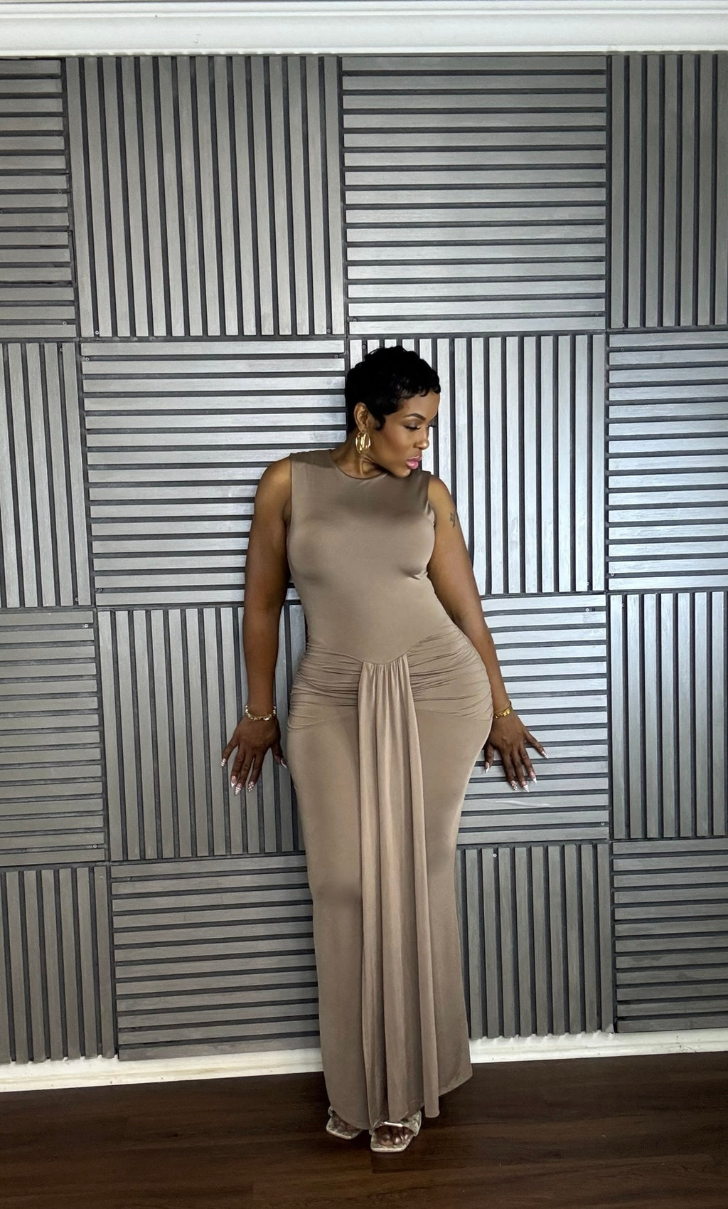 Icon in Beige