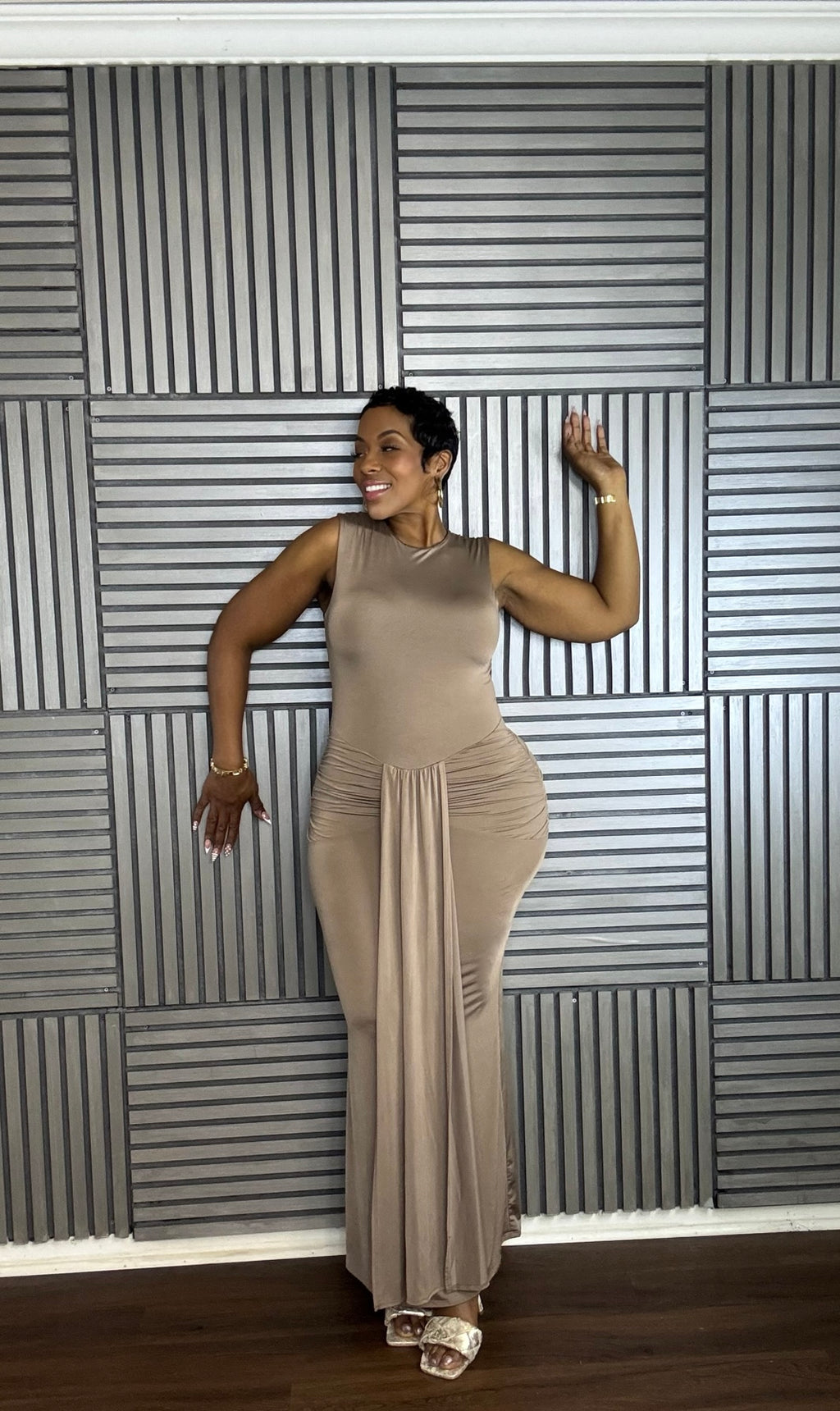 Icon in Beige