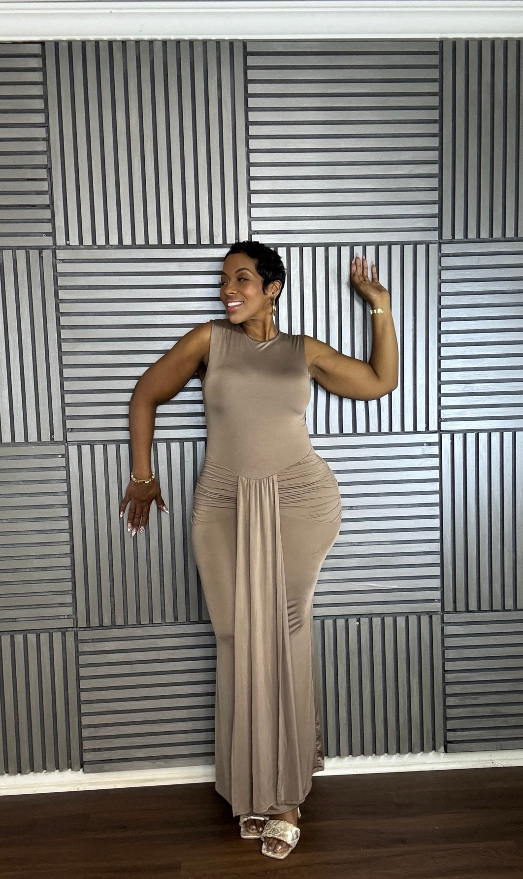 Icon in Beige